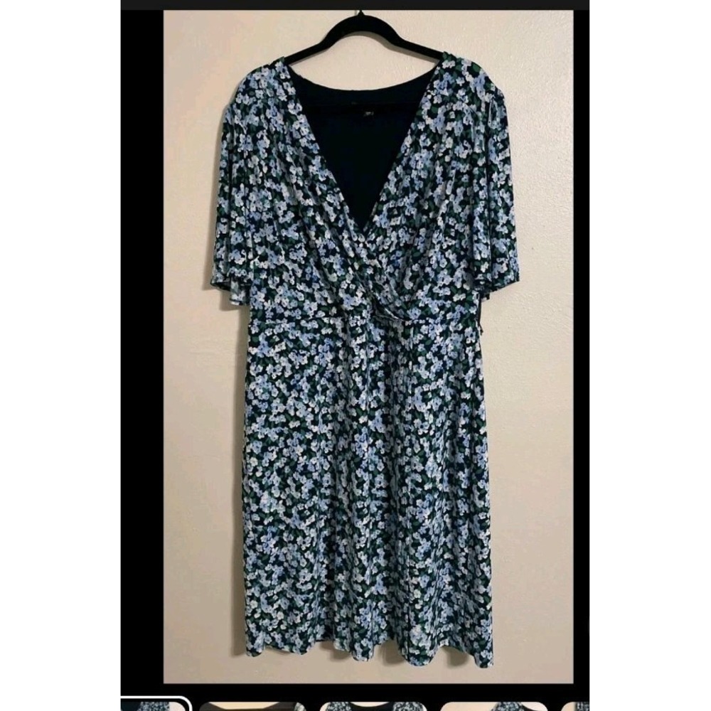 Lauren Ralph Lauren Floral Flutter Sleeve‎ Dress Size 14w